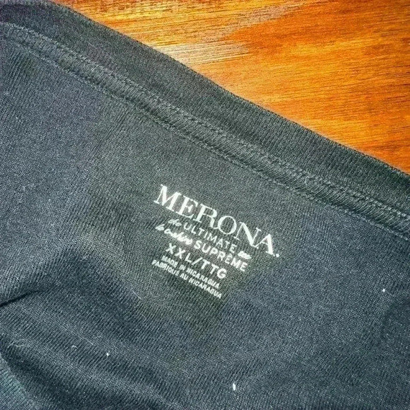 Merona Black Long Sleeve Tee - Picture 3 of 3